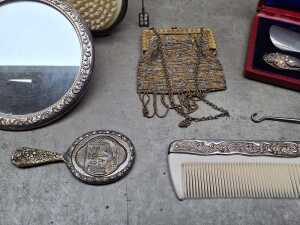 Antique dressing table items - 4
