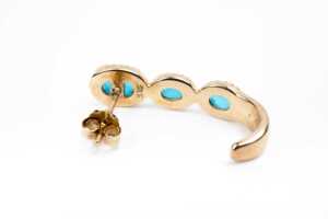 A pair of apatite earrings in 9 carat yellow gold - 4