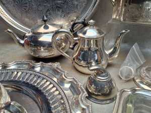 Silver plate, metalware and Pyrex glass items - 5