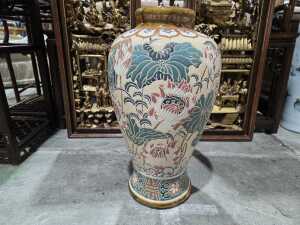Oriental ceramic floor vase with incised and glazed floral decoration - 2