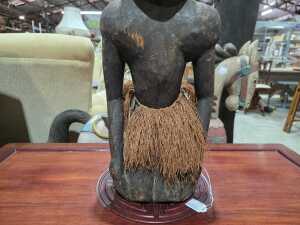 Traditional Papua New Guinea carved timber ancestor figure - 3