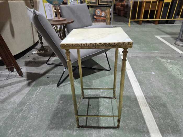 Onyx top lamp table with brass base