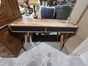 Nordic style console table - 2
