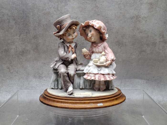 Giuseppe Armani figure of two children having tea