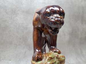 Porcelain figure of a snarling panther by Wye (artist unknown), made 1981 - 3