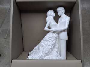 Waterford Monique Lhuillier Modern Love figure - 2