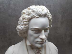 A marble-look bust of Beethoven by A. Giannelli - 2