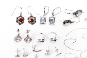 A collection of earrings in sterling silver - 2