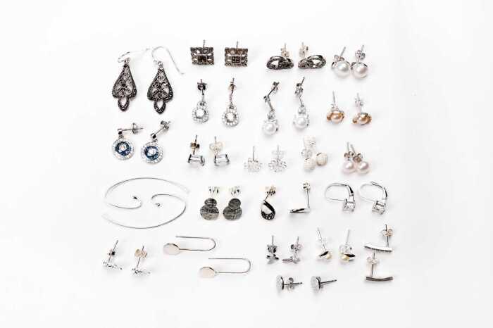 A collection of earrings in sterling silver