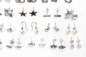 A collection of earrings in sterling silver - 5
