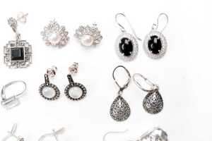 A collection of earrings in sterling silver - 3