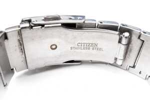 A Citizen Eco-drive stainless steel watch - 4