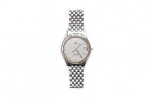 An Omega Seamaster quartz watch in stainless steel