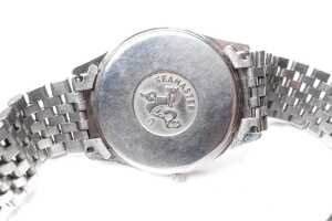An Omega Seamaster quartz watch in stainless steel - 3
