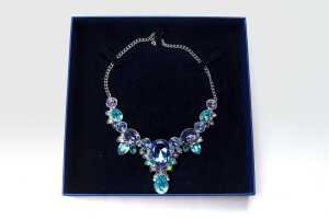 A Swarovski Eglantine necklace - 6