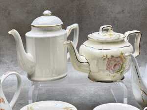 Assorted porcelain - 3