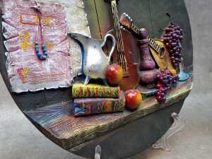 Two wall mounted 3D painting plate - 3