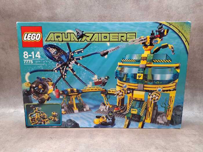 LEGO Aquabase Invasion