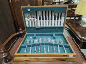 Art Deco Viner & Hall silver-plated cutlery setting for six