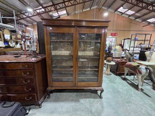 Vintage Queen Anne display cabinet