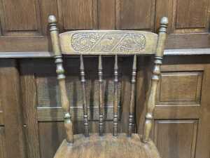 Pressed back kangaroo chair - 2
