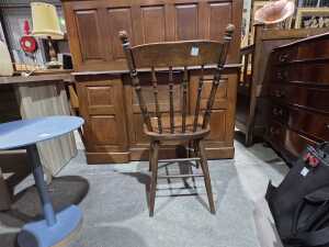 Pressed back kangaroo chair - 3