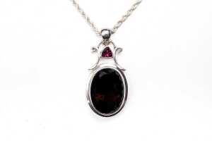 A garnet and smoky quartz pendant and necklace in sterling silver - 2