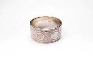 A bracelet and two rings in sterling silver - 2
