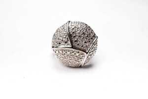 A bracelet and two rings in sterling silver - 3