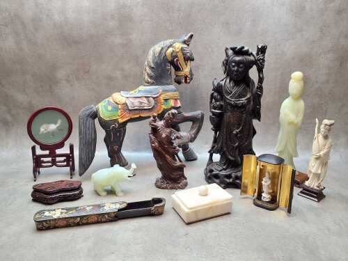 Assorted Asian decorative objects