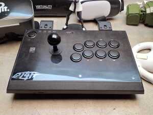 Qnaba Qi Arcade Stick and assorted games - 3