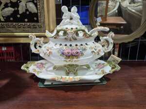 Capodimonte porcelain tureen with spoon and saucer