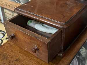 Victorian cedar Duchess dressing chest - 5