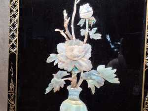 Chinese mother-of-pearl and lacquered timber panel with floral decoration - 2