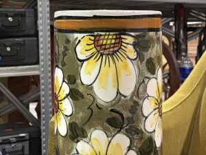 Hand-painted Spanish vase - 2