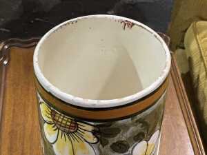 Hand-painted Spanish vase - 4