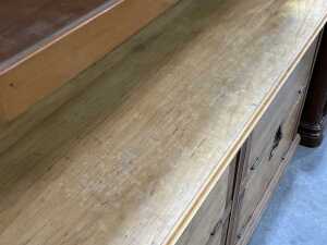Kauri pine dresser - 6