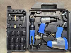 Pair of power tools - 2