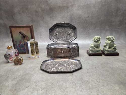 Oriental decorative items