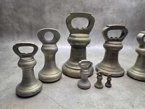 Set of Imperial brass bell weights - 5
