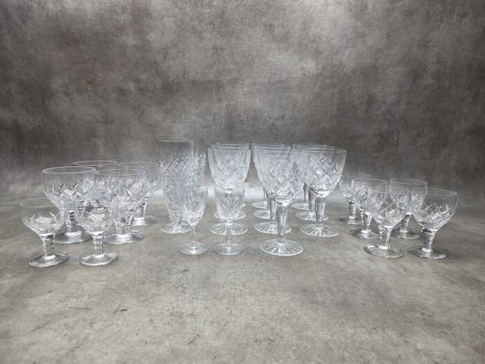 Cut crystal stemware inc Stuart