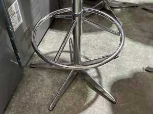 Set of four modern bar chairs - 3