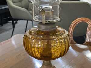 Antique Miller kerosene lamp - 2