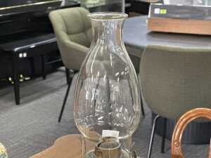 Antique Miller kerosene lamp - 4
