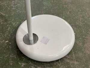 Modern Mercator floor lamp with flexible neck - 3