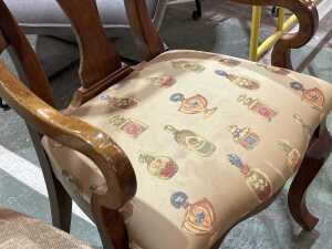 Eight Queen Anne style chairs - 5