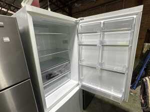 Haier 450L two door fridge - 3