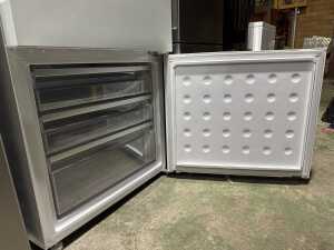 Haier 450L two door fridge - 4