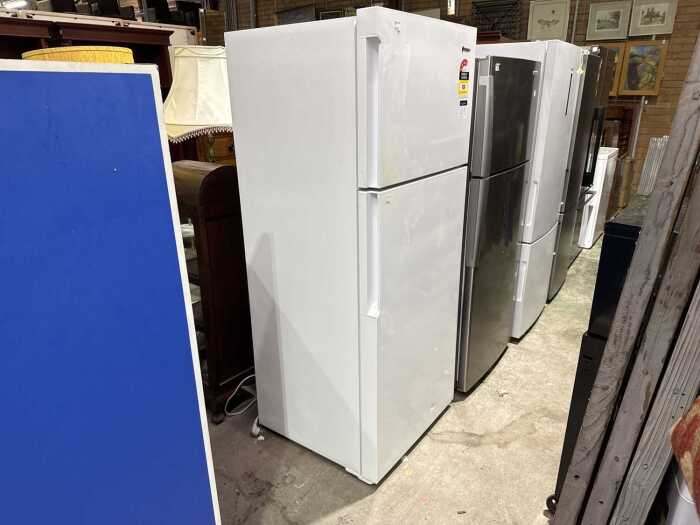Westinghouse 460L two door fridge