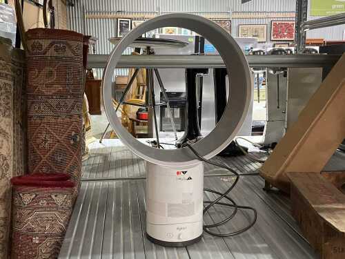 Dyson AM01 fan